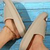 8bdae4cfa34f03da7ad36bd265ebbd2cde98ca1bb8a621110dc551230d5c9781.jpg Women Beige Soft Thick Bottom Slides, Anti-slip Bathroom Slippers