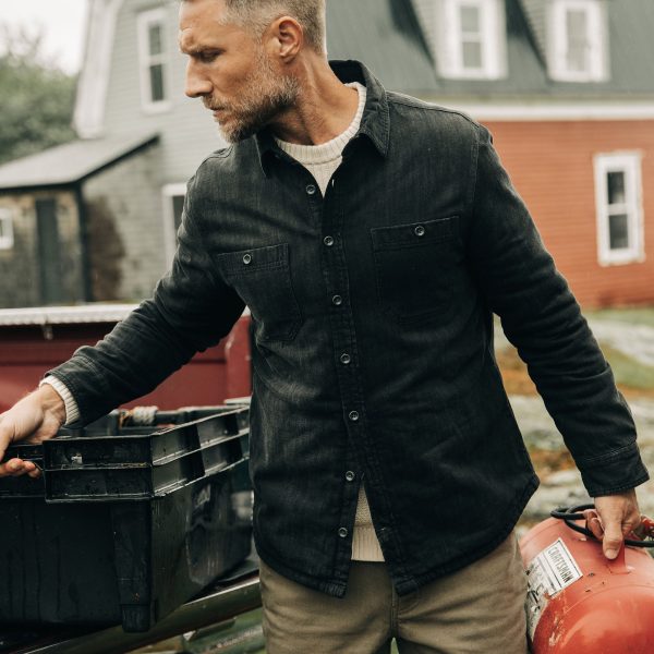 c5dfe8d2e90e4bb11587ffc116937d6432ef3c119f139e276f9dd3ab4bc3a8d0.jpg The Lined Utility Shirt in Washed Black Denim