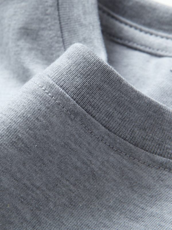 ce68a98c80e493db3af3a1b3dfb5938c06b6821af1ae8cf029b63d347361ed73.jpg Basic Long Sleeve Cotton T-Shirt